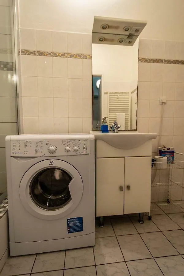 Ruterra Apartment Cimburkova Praga